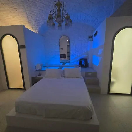 Amantia Suite Romantica Con Jacuzzi Privata Ostuni