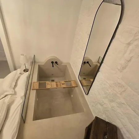 Amantia Suite Romantica Con Jacuzzi Privata Apartmán Ostuni