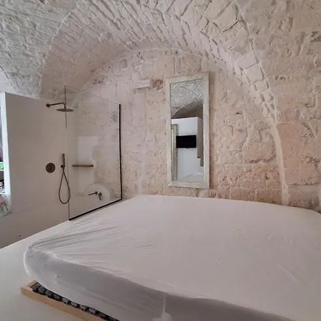 Amantia Romantica Con Jacuzzi Privata
