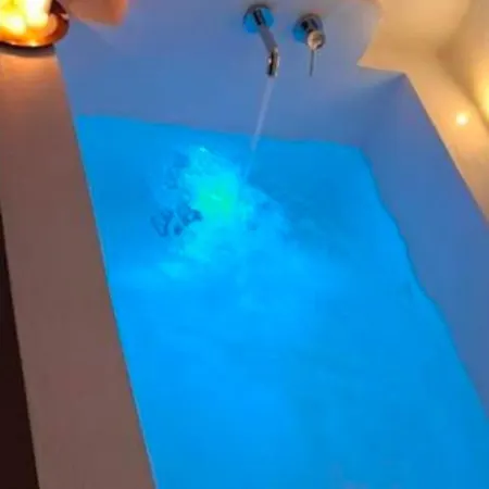 Appartement Amantia Romantica Con Jacuzzi Privata *