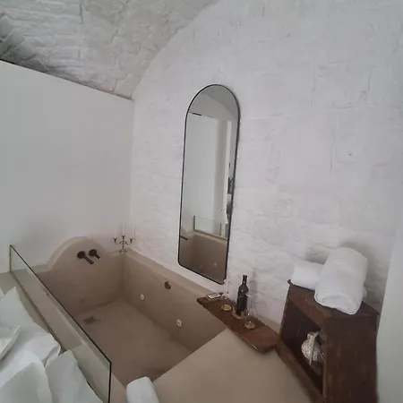 Amantia Romantica Con Jacuzzi Privata Ostuni